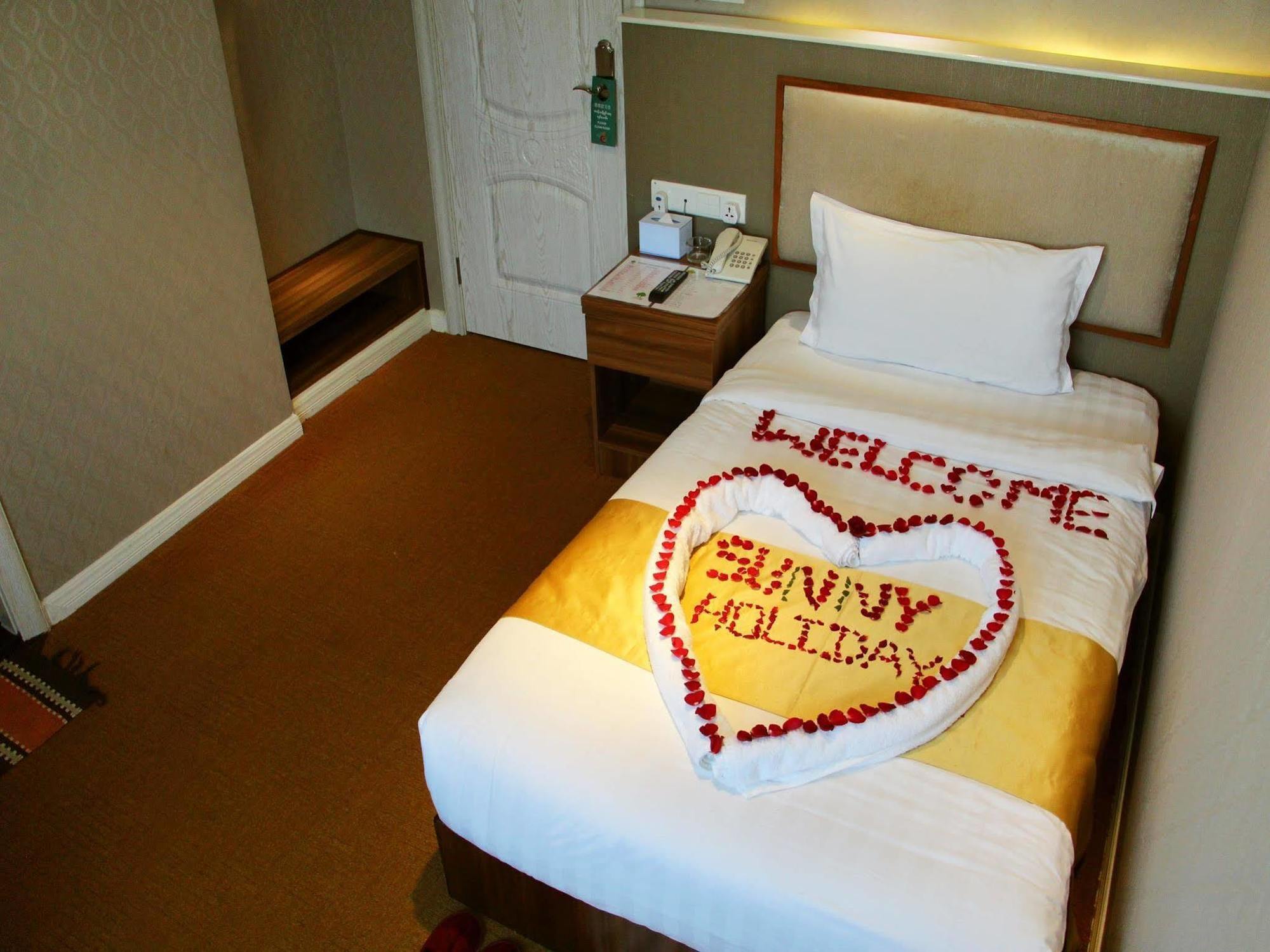 Sunny Holiday Hotel Gyogon Exterior foto