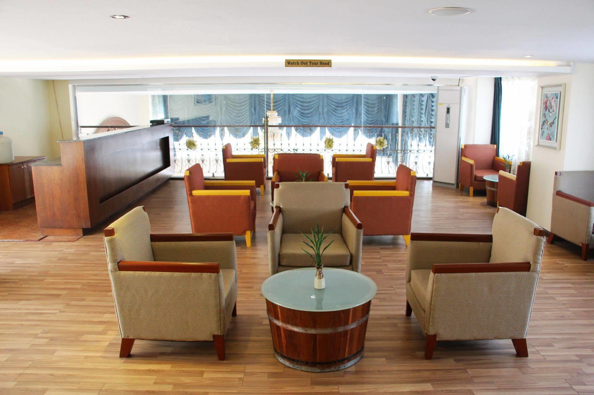 Sunny Holiday Hotel Gyogon Exterior foto